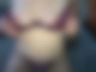 prettyypeach's Live Sex Cam Show