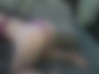 prettyypeach's Live Sex Cam Show
