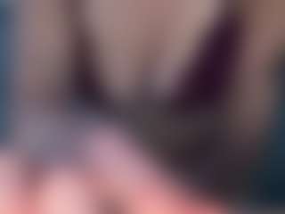 prettyypeach's Live Sex Cam Show