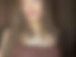 Live cam show with SeeSnelgrove - New Small Tits on xDating