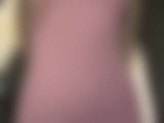 Live cam show with SeeSnelgrove - Mature Middle Aged on alttransgirls