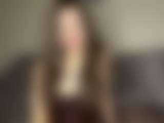 Live cam show with SeeSnelgrove - Middle Aged on infinitiblacc.com