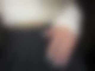 SeeSnelgrove's Live Sex Cam Show
