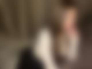 SeeSnelgrove's Live Sex Cam Show
