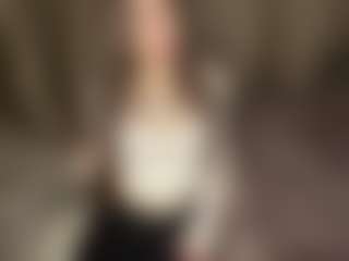 SeeSnelgrove's Live Sex Cam Show