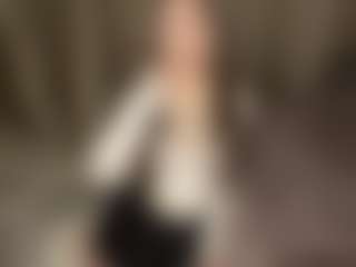 Live cam show with SeeSnelgrove - Tattoos Mature on hotwifechat.live