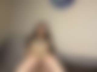 Live cam show with SeeSnelgrove - College MILF on SpankPalCams