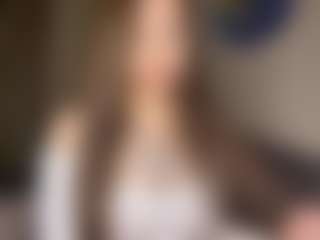 Live cam show with SeeSnelgrove - Hairy Pussy on Camiplay Live
