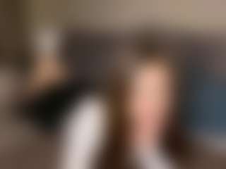 Live cam show with SeeSnelgrove - Mature on madthumbs