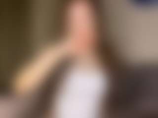 Live cam show with SeeSnelgrove - Public on https://playwithruby.com