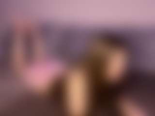 Live cam show with SeeSnelgrove - MILF Teen (18+) on Soda Cam