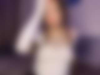SeeSnelgrove's Live Sex Cam Show