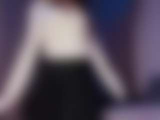 Live cam show with SeeSnelgrove - Public on livesuperchat.net