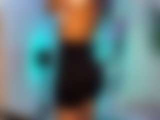 Live cam show with SharenDamphousse - Twerk on Camsoda