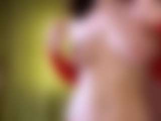 Live cam show with SharenDamphousse - Big Ass MILF on TeamSkeetLive