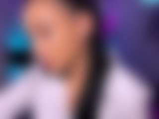 Live cam show with SharenDamphousse - Drinking on Camming Site