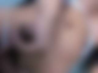 small-princess's Live Sex Cam Show