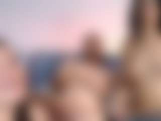 Live cam show with Abaylinares - Striptease on Camsoda