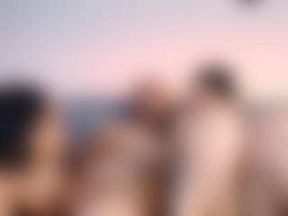 Abaylinares's Live Sex Cam Show