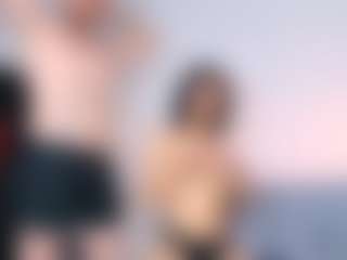 Abaylinares's Live Sex Cam Show