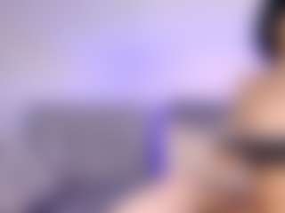 Spettacolo in cam dal vivo con Abaylinares - Nipple Piercings su Camsoda