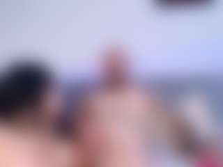 Live cam show with Abaylinares - Tease on Camiplay Live
