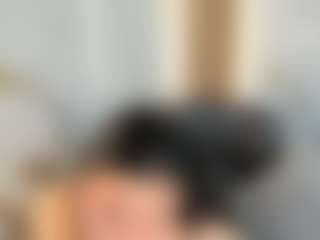AmelieLenss's Live Sex Cam Show