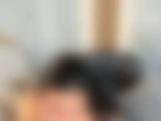 AmelieLenss's Live Sex Cam Show