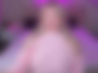 Live cam show with Effie-Leee - Ass Bouncing on StripNow