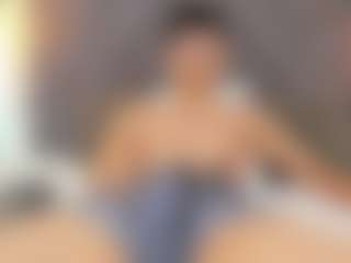 Live cam show with ErickDelRio - Big Cock on Camsoda