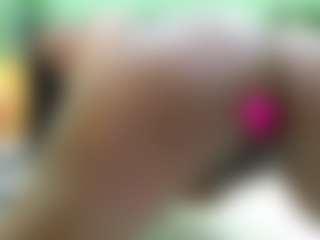 indiramoreau's Live Sex Cam Show