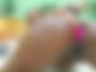 indiramoreau's Live Sex Cam Show