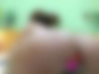 indiramoreau's Live Sex Cam Show