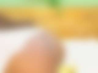 indiramoreau's Live Sex Cam Show