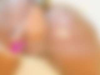 indiramoreau's Live Sex Cam Show