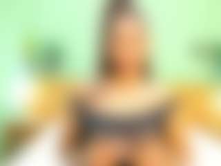 indiramoreau's Live Sex Cam Show
