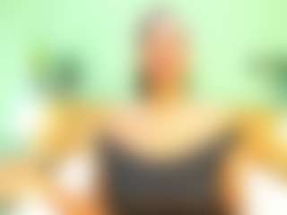 indiramoreau's Live Sex Cam Show