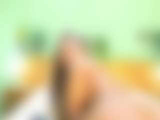 indiramoreau's Live Sex Cam Show