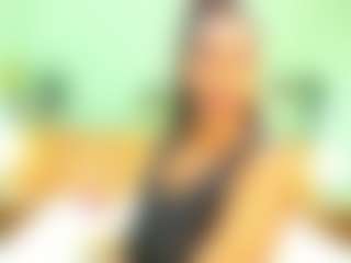 indiramoreau's Live Sex Cam Show