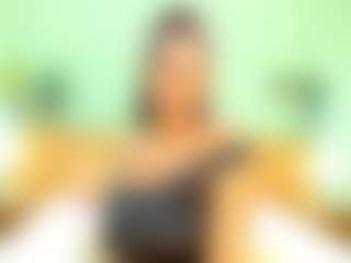 indiramoreau's Live Sex Cam Show