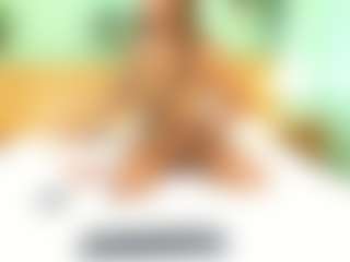 indiramoreau's Live Sex Cam Show