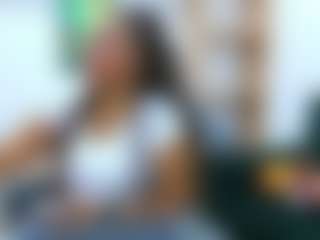 indiramoreau's Live Sex Cam Show