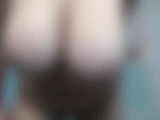 Live cam show with Isla-Ch - Indian Striptease on Camsoda | colombia