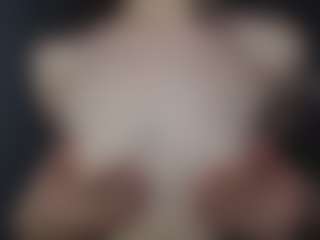 Live cam show with KiaraStar-Ch - White Blonde Hair on Camsoda | colombia