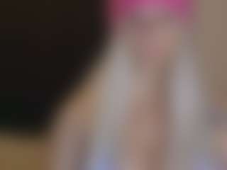 Live cam show with kyliekane69 - New Brown Eyes on madthumbs