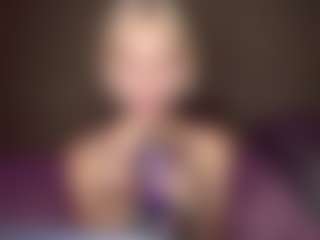 LaraKonzen's Live Sex Cam Show