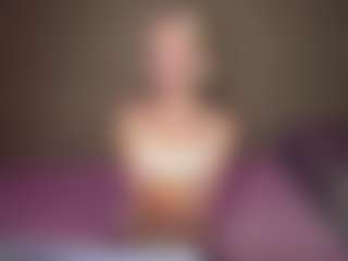 LaraKonzen's Live Sex Cam Show