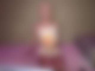 LaraKonzen's Live Sex Cam Show