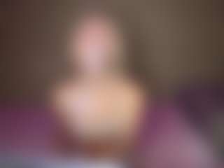 LaraKonzen's Live Sex Cam Show
