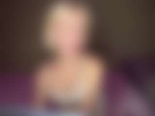 LaraKonzen's Live Sex Cam Show